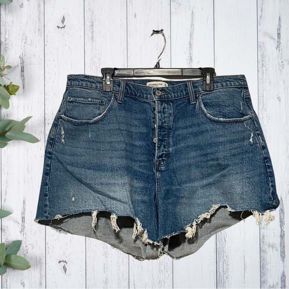 Abercrombie & Fitch Distressed Jean Shorts - Picture 1 of 2